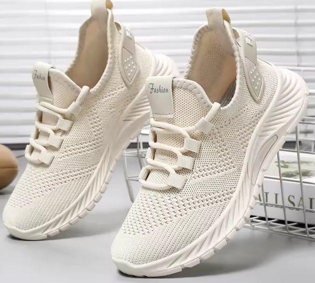 أحذية نسائية صيفية 2025 – أحذية رياضية كاجوال منسوجة وخفيفة تسمح بمرور الهواء